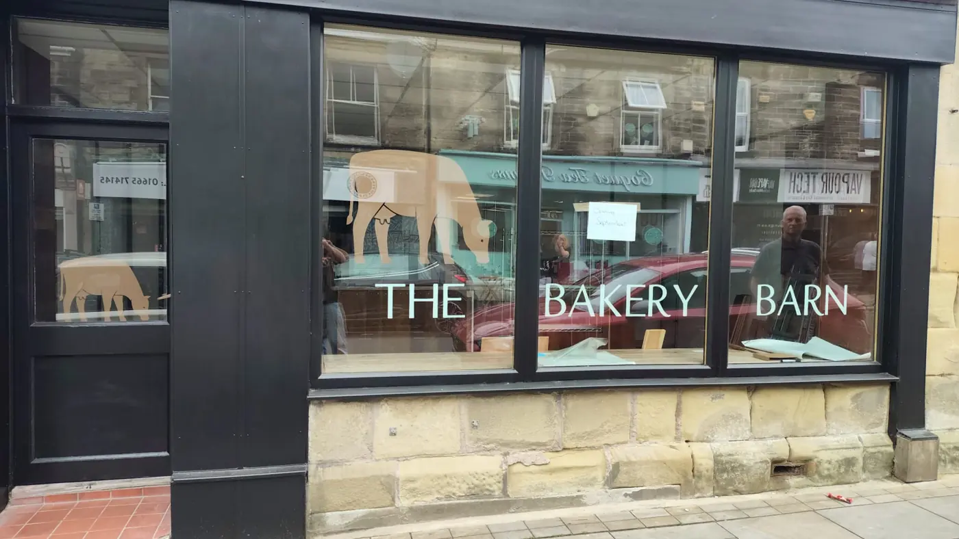 Window lettering and graphics for The Bakery Barn