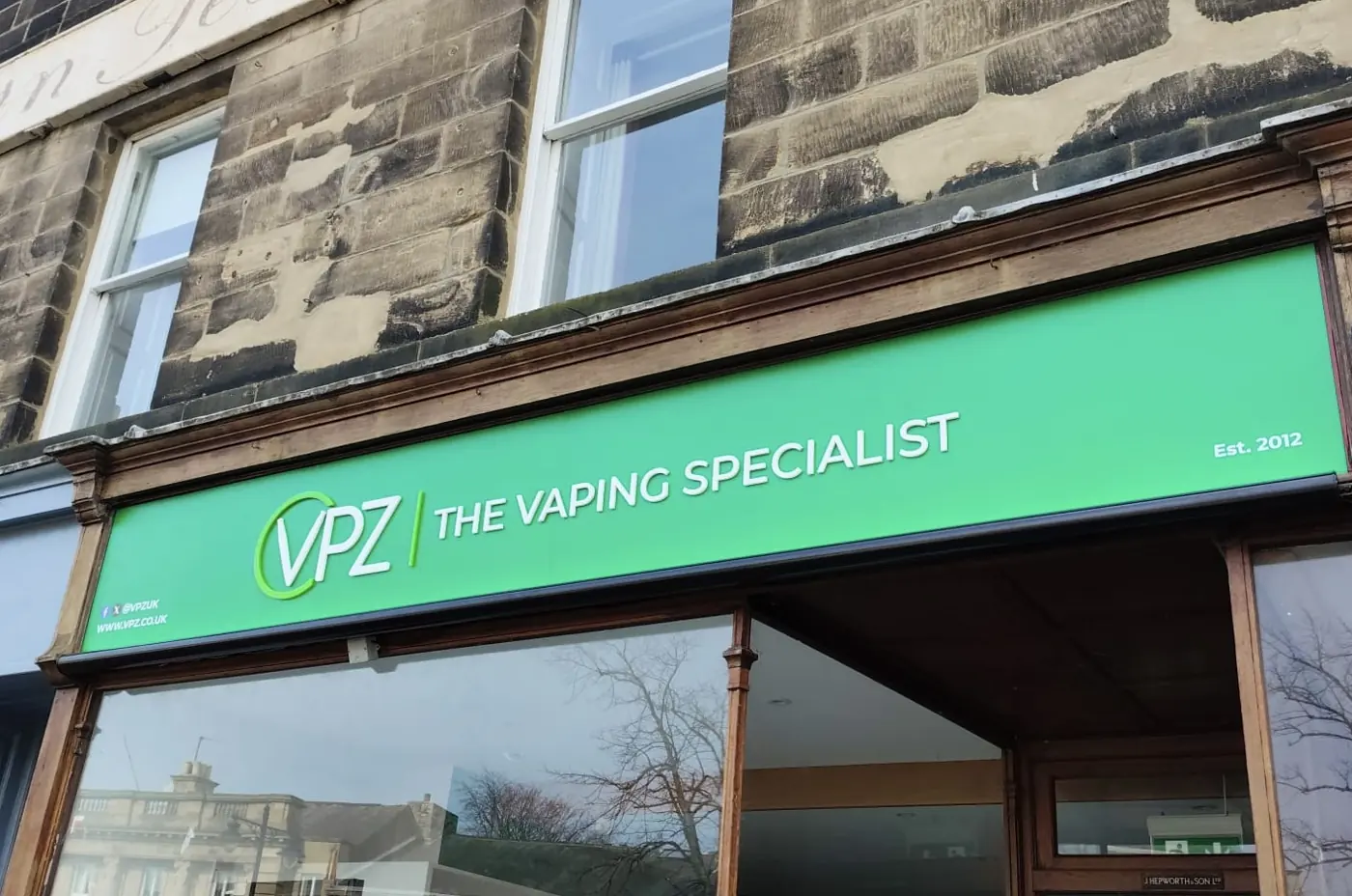 Green shop fascia for VPZ, The Vaping Specialist
